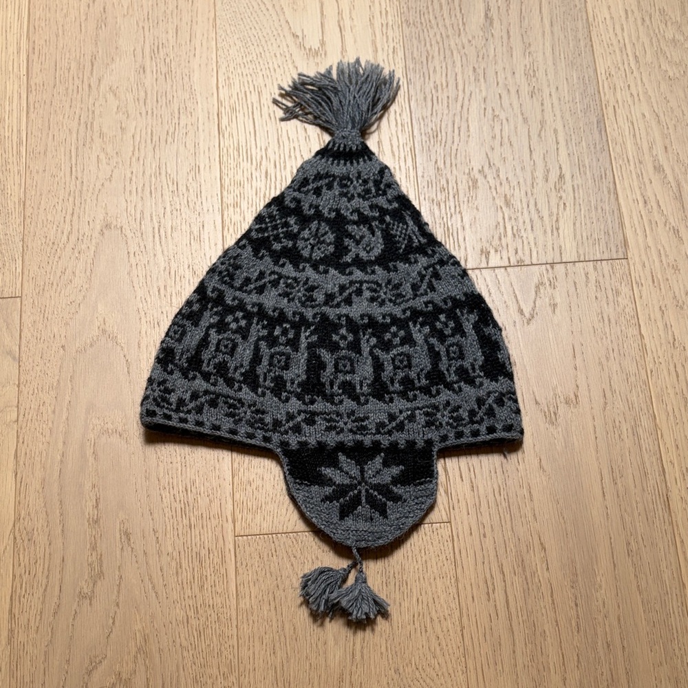 Gray & Black Peruvian Earflap Hat with tassels